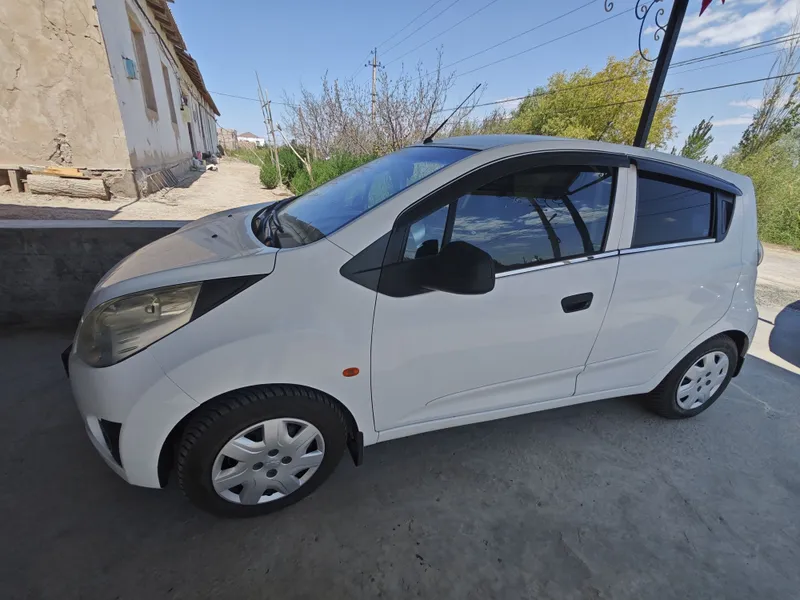 Chevrolet Spark 2011 жыл 2