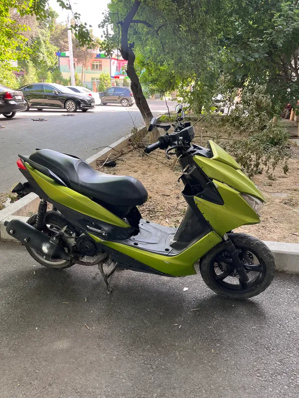 Skuter fo’rs 150 kubo sro’chni sotiladi pul kerek — фото 2