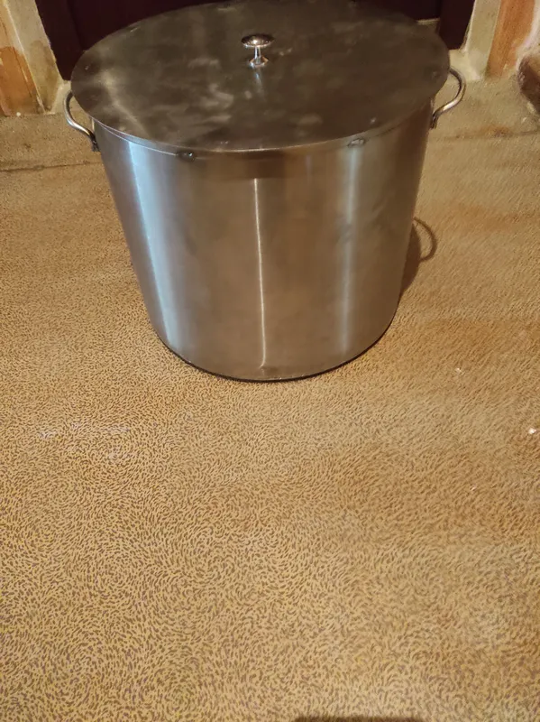 Продам кастрюлю. 1