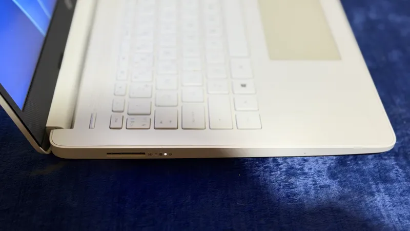 Ноутбук HP, 256 ГБ 2 Ноутбук HP, 256 ГБ 2