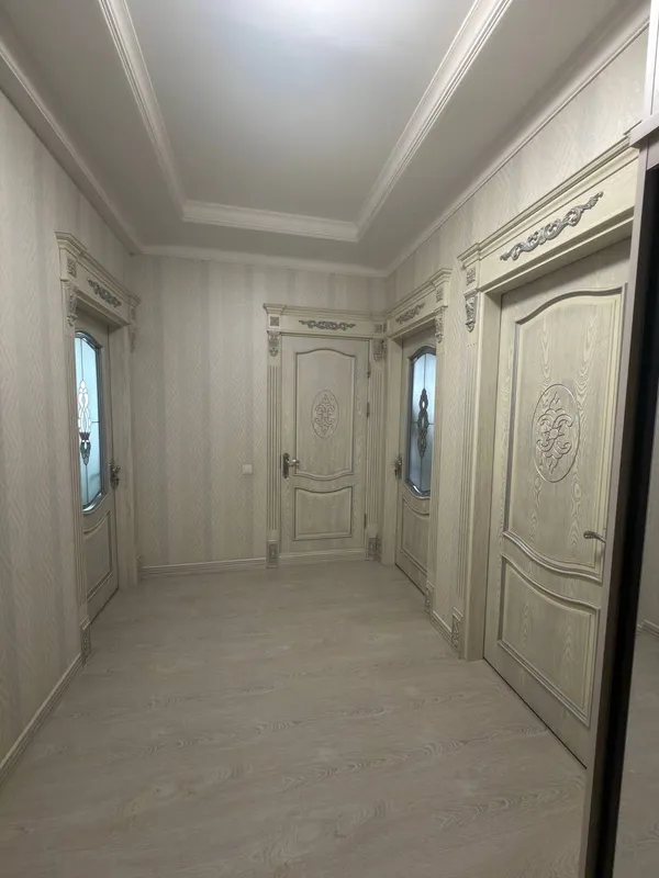 Продаётся 2-комнатная квартира (евроремонт), частично с обстановкой