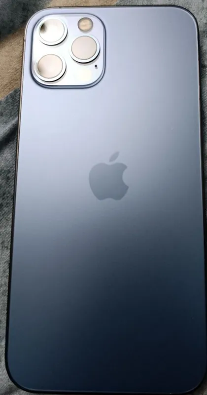 iPhone 12 pro с гарантией — фото 2
