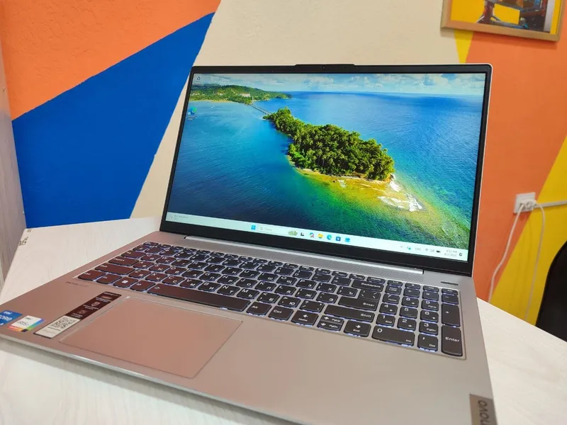 LENOVO ноутбук