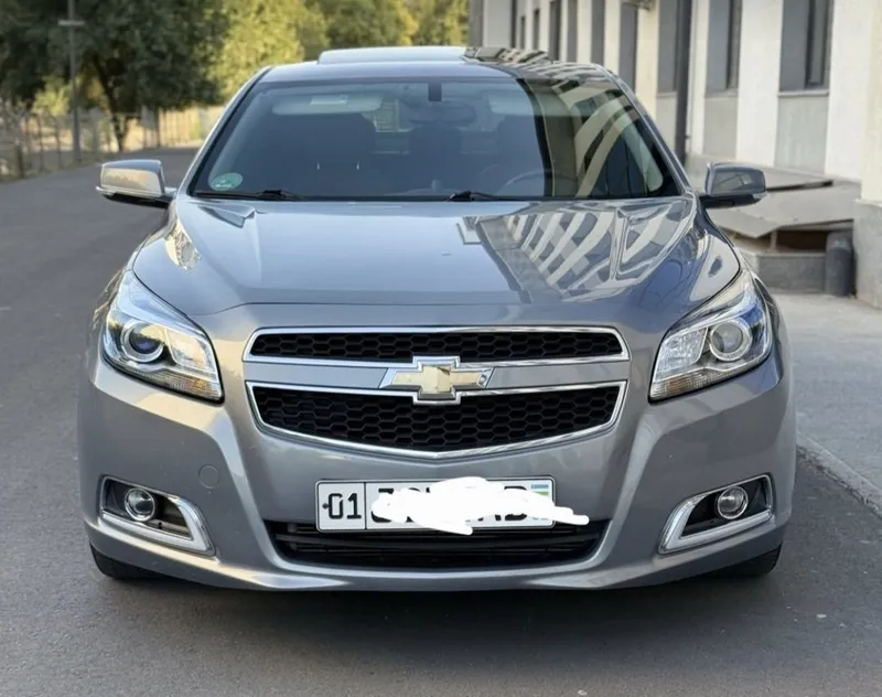 Shoshilinch sotiladi: Malibu 1, avtomat. Ideal holatda. 3