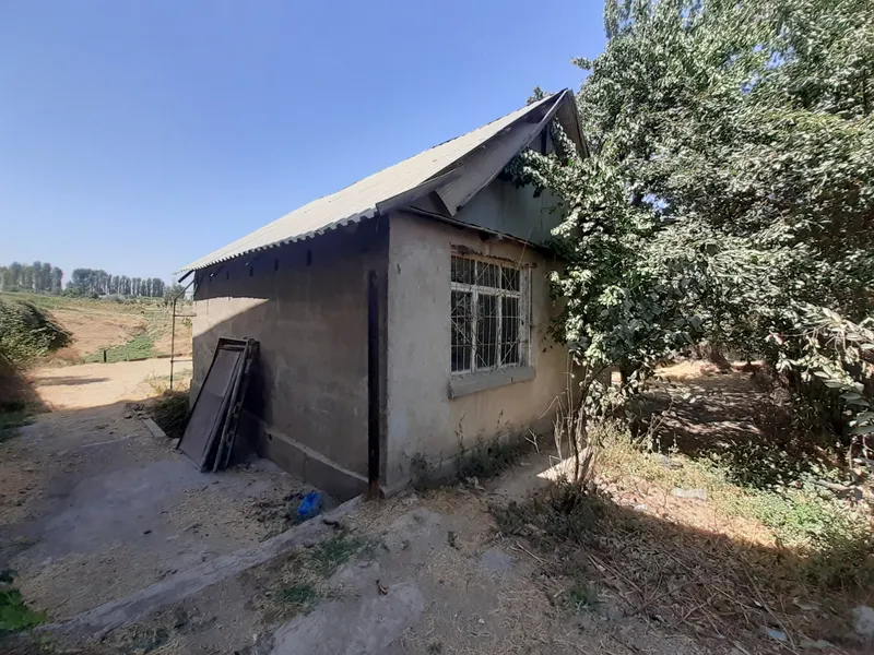 Yuqori chirchiqda joylashgan yer. Dacha 2