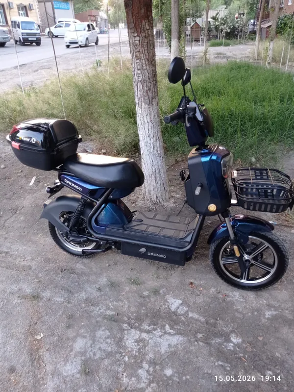 Скутер Сотилади модель Drongo