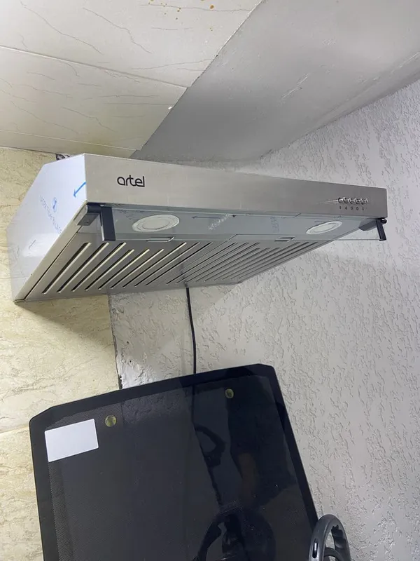 Продаю вытяжку Artel — фото 1