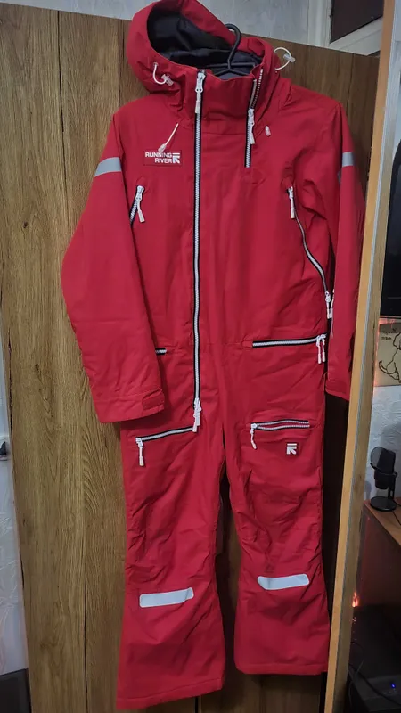 Продам детский лыжный комбинезон running river 1