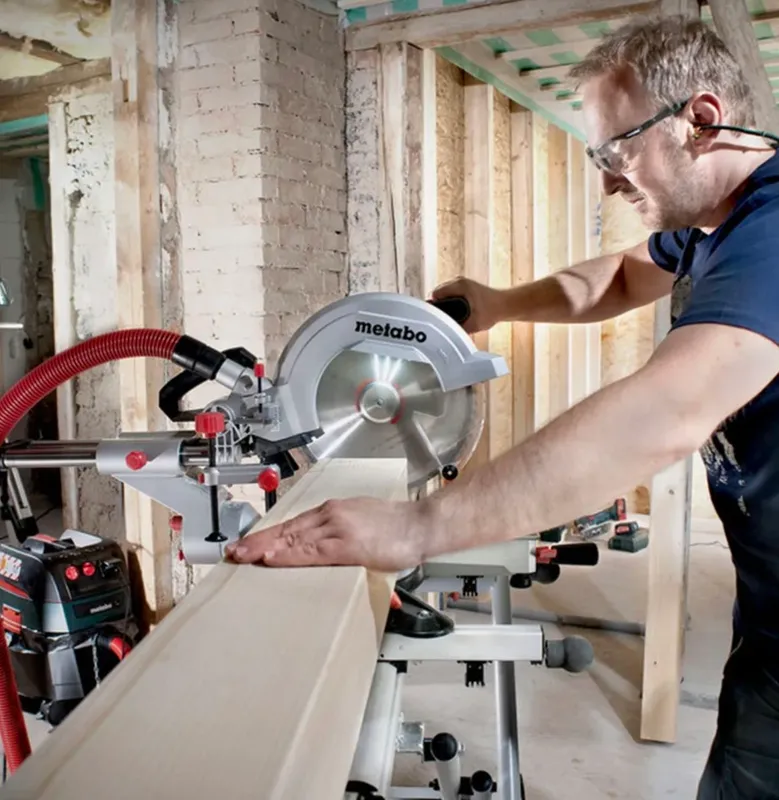 торцовочная пила Metabo KGS 305 M. 2 торцовочная пила Metabo KGS 305 M. 2