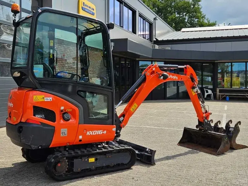 Мини-экскаватор Kubota KX016-4 — фото 3