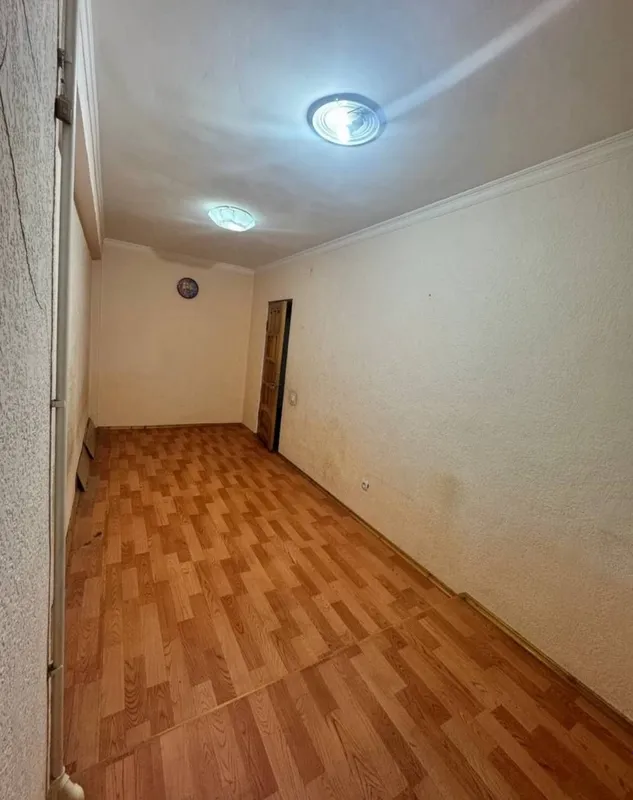Продаётся просторная 4-комнатная квартира, 100 м², 3–4 этаж из 10, Яккасарайский район 6
