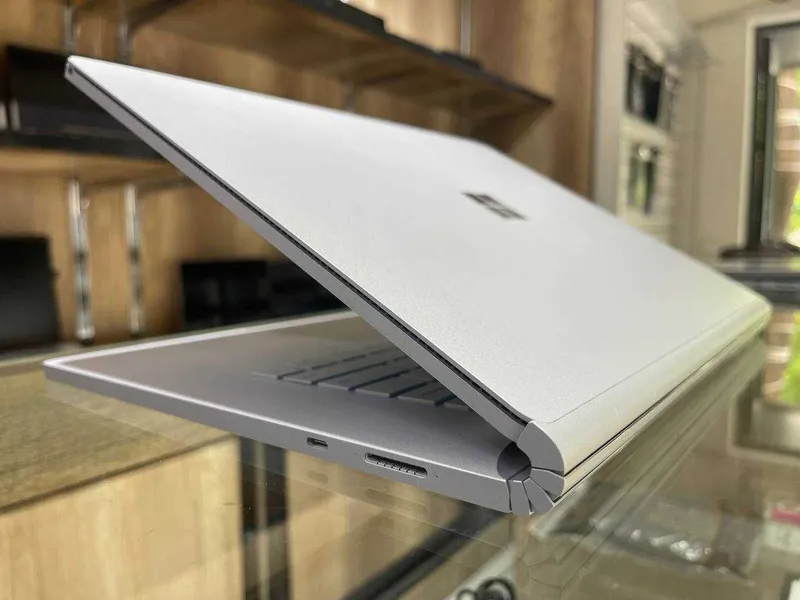 SURFACE Book 2 Сенсорный CORE i7-8650U 16гб, 512ssd Nvidia GTX 1060 6 SURFACE Book 2 Сенсорный CORE i7-8650U 16гб, 512ssd Nvidia GTX 1060 6