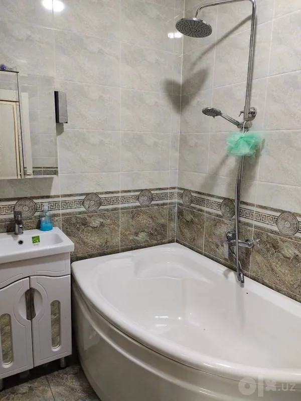 Продаётся частный дом, 2,5 сотки, 5 комнат, 3 уровня, 165 000 $, торг уместен 4 Продаётся частный дом, 2,5 сотки, 5 комнат, 3 уровня, 165 000 $, торг уместен 4