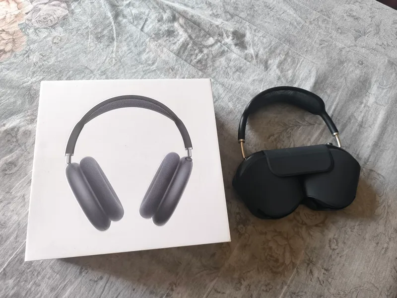 AirPods Max