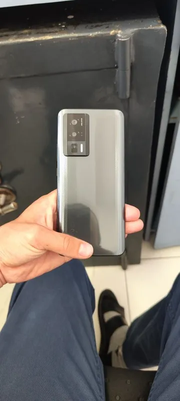 Poco F5 pro. ideal