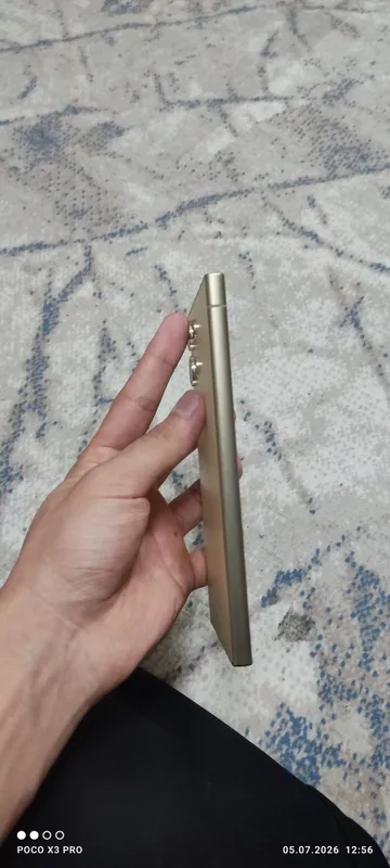 Samsung s24 ultra gold 2 Samsung s24 ultra gold 2