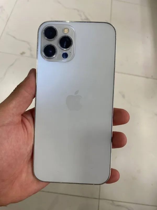 Iphone 12 pro max — фото 1
