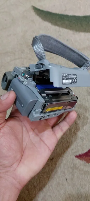 Fotoapparat Sone x5 sotiladi 5