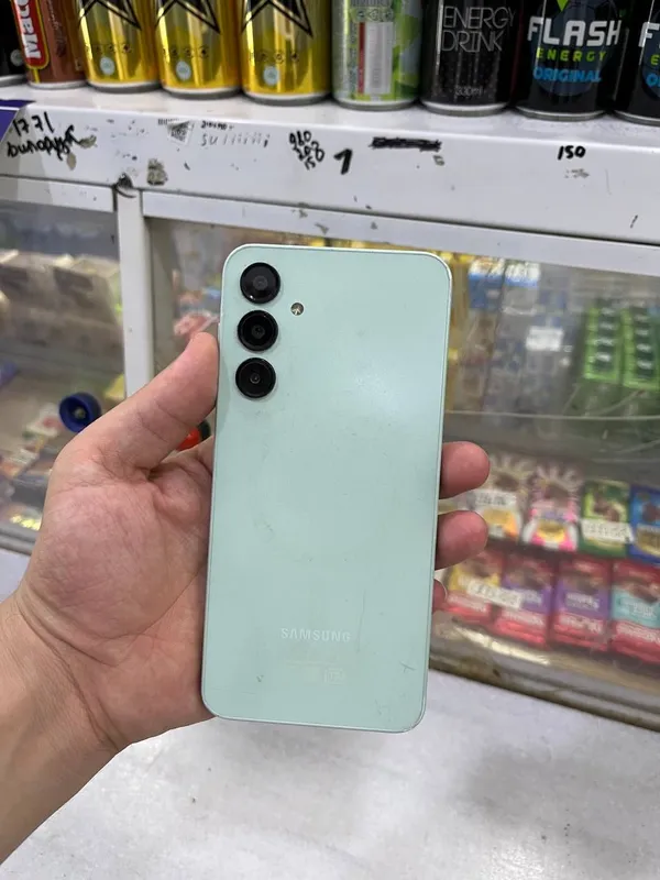Samsung galaxy A16 128 GB srochna sotladi aybi yoq Samsung galaxy A16 128 GB srochna sotladi aybi yoq
