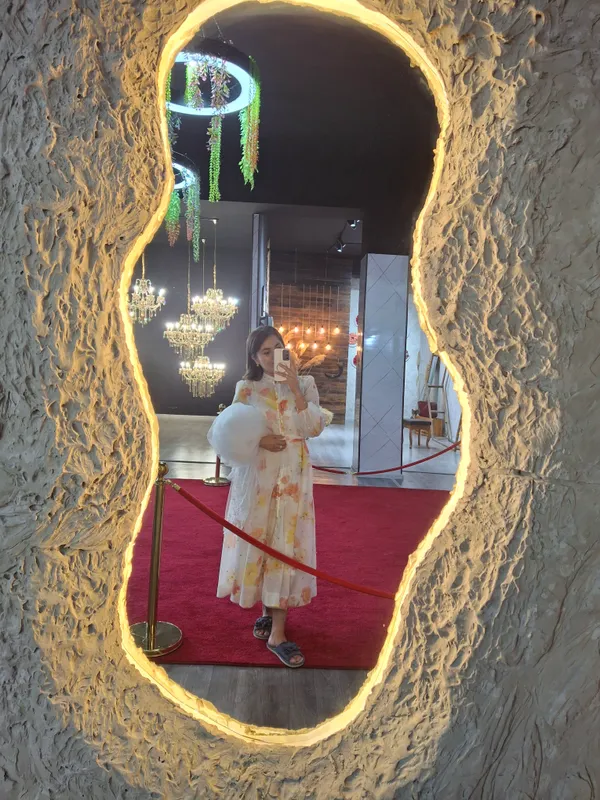 ko‘ylak sotiladi, 1 marta kiyilgan, holati yaxshi 1 ko‘ylak sotiladi, 1 marta kiyilgan, holati yaxshi 1