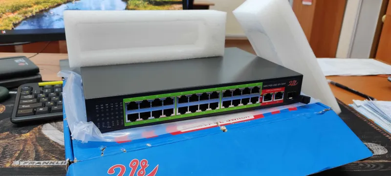 Smart POE Switch 24+2+1 1 Smart POE Switch 24+2+1 1