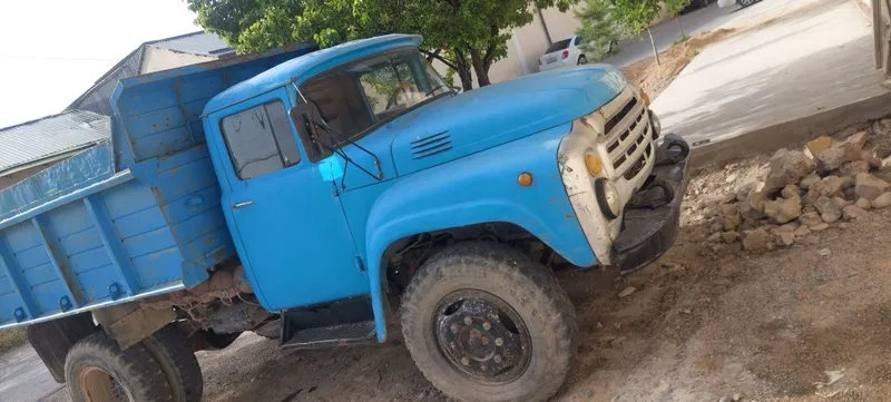 Zil MMZ 1992 Yil 4502 Xujatsiz Sotiladi.