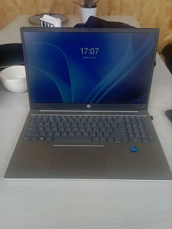 Ноутбук HP 4 Ноутбук HP 4