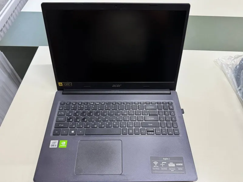 Acer Aspire 3 (Intel-i5, 1TB HDD+256GB SDD, 8GB RAM)