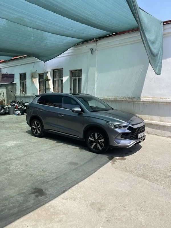 BYD Song ProDM-i 2024 года — фото 2