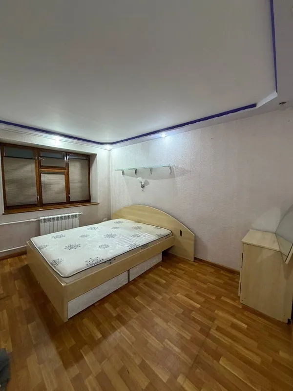 3/2/4 Kvartira sotiladi, g‘ishtli uy, balkon, yaqinida maktablar va bolalar bog‘chasi 7