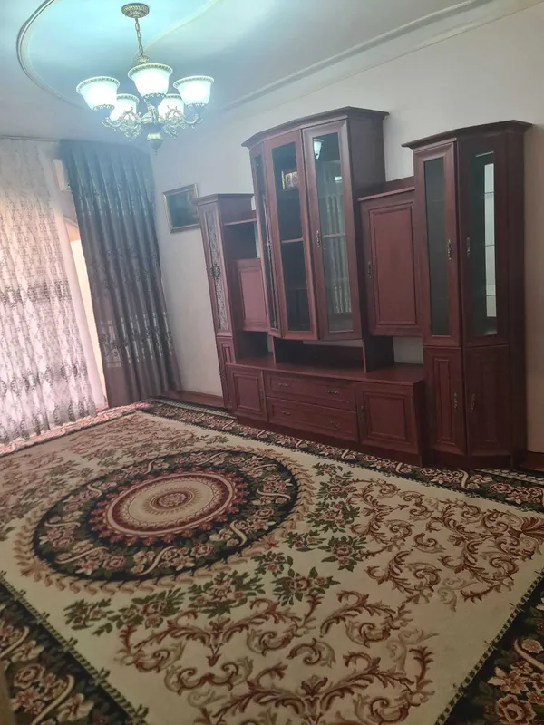 Икки хонали уй ижарага берилади