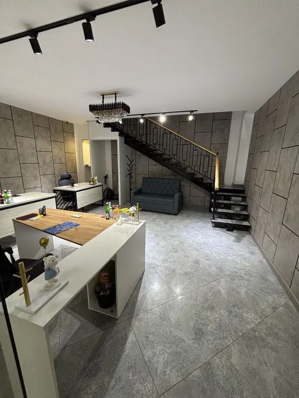 Ofis sotiladi srochna tayyor arendator bilan — фото 2