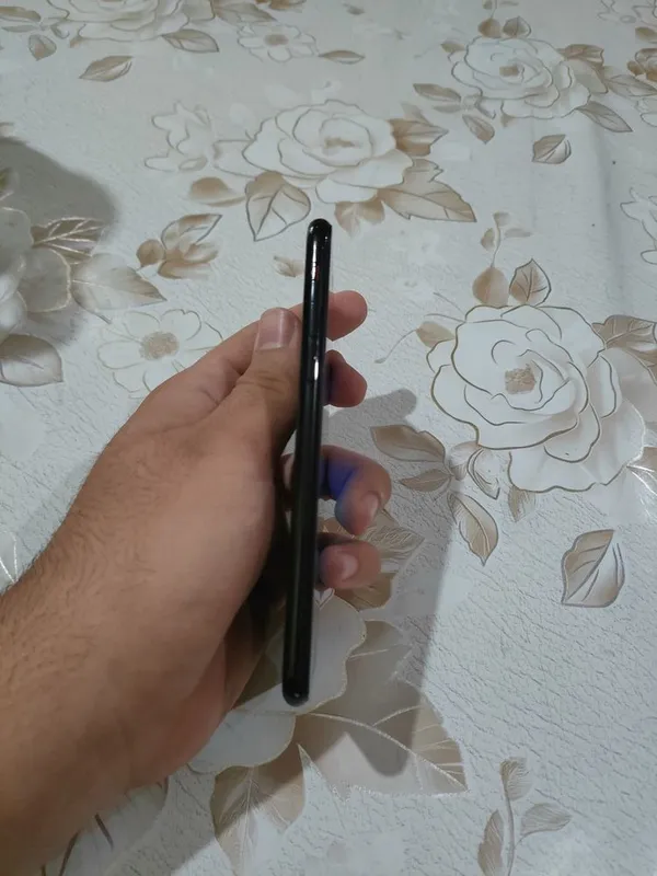 Iphone 7 128gb. 5 Iphone 7 128gb. 5