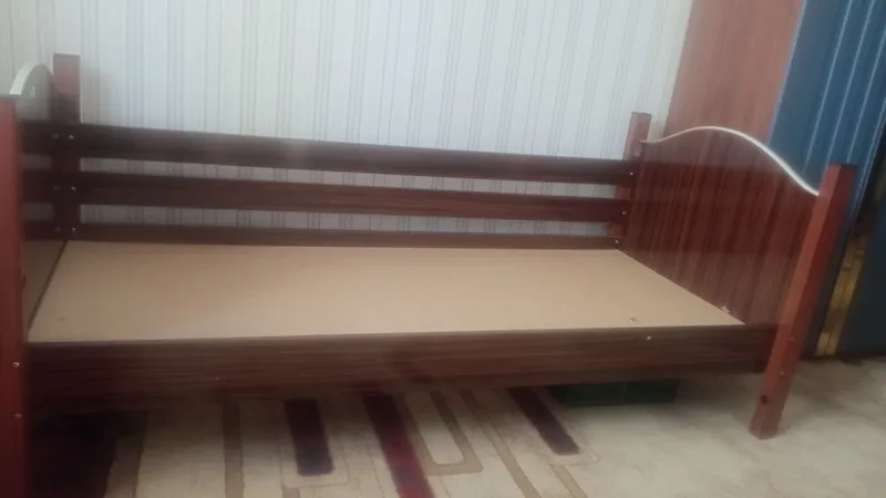болалар кравати сотилади 2