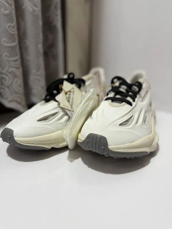 Adidas ozweego celox krasovka original — фото 4 Adidas ozweego celox krasovka original — фото 4