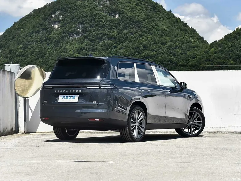 Leapmotor C16 premium dop 200km 0 probeg 2026yil 4 Leapmotor C16 premium dop 200km 0 probeg 2026yil 4
