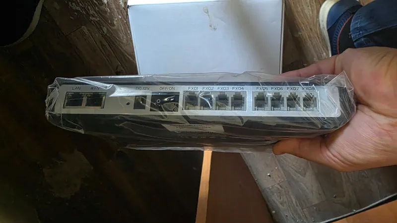 Продам IP шлюз GXW4108 FXO Grandstream 6 Продам IP шлюз GXW4108 FXO Grandstream 6
