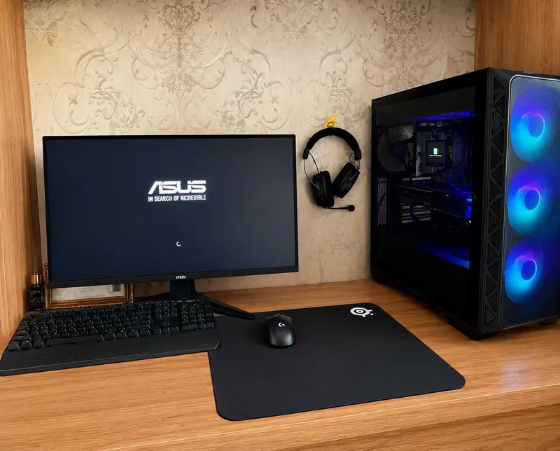 Игровой компьютер. Kompyuter oyin uchun. (Gaming computer)
