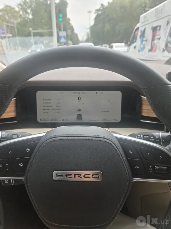 Seres M7 hybrid FULL 2WD Seres M7 hybrid FULL 2WD