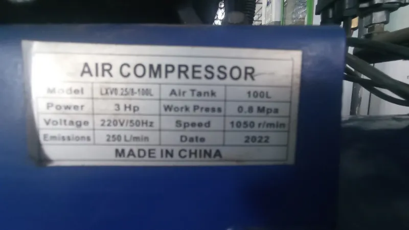 Kompressor sotiladi 3