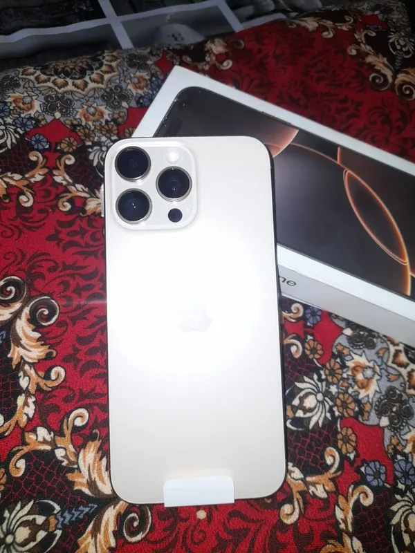 Iphone 16 pro max yangi ochilmagan 1