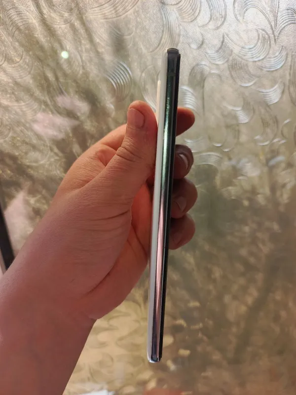 Samsung A82