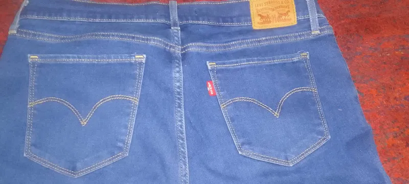 Levis 701 Продаются джинсы. — фото 4