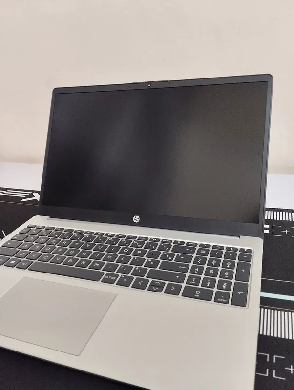 HP G10 NOUTBUK 8/512GB  SKIDKA!!! — фото 2