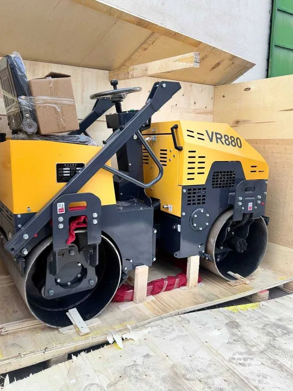 Vibrokatok 1 tonnalik 1