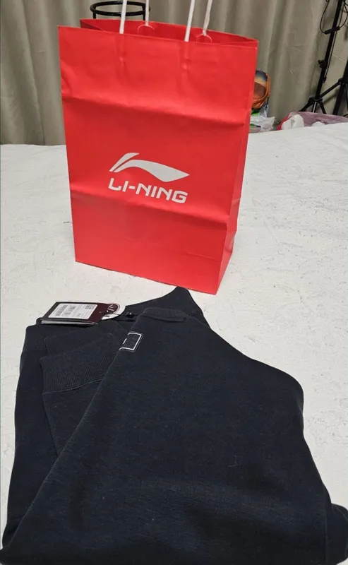 Оригинальная свитшот Li-Ning 4