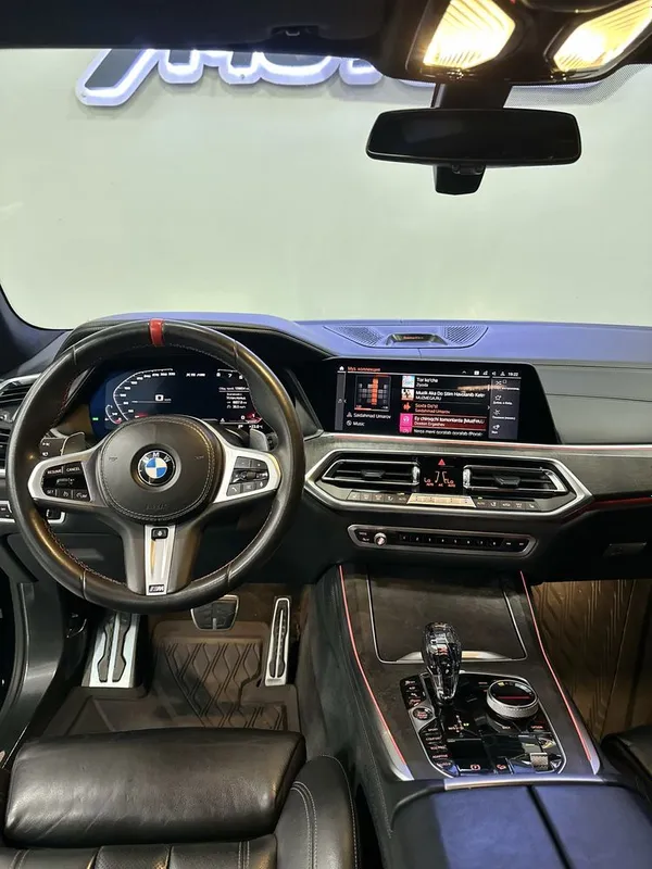 BMW X5 xDrive40i — фото 6