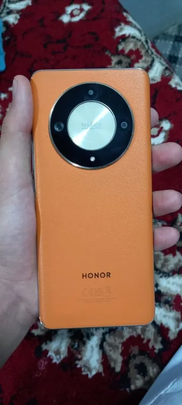 Honor x9b aybi yo hamma joyi radnoy 12+8 ga 256 xotira narxi 3mln 7