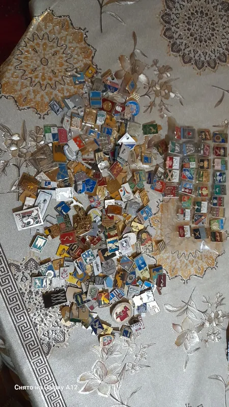 Продаются значки — фото 1
