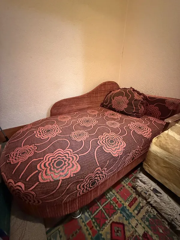 Продается софа в хорошем состоянии 1